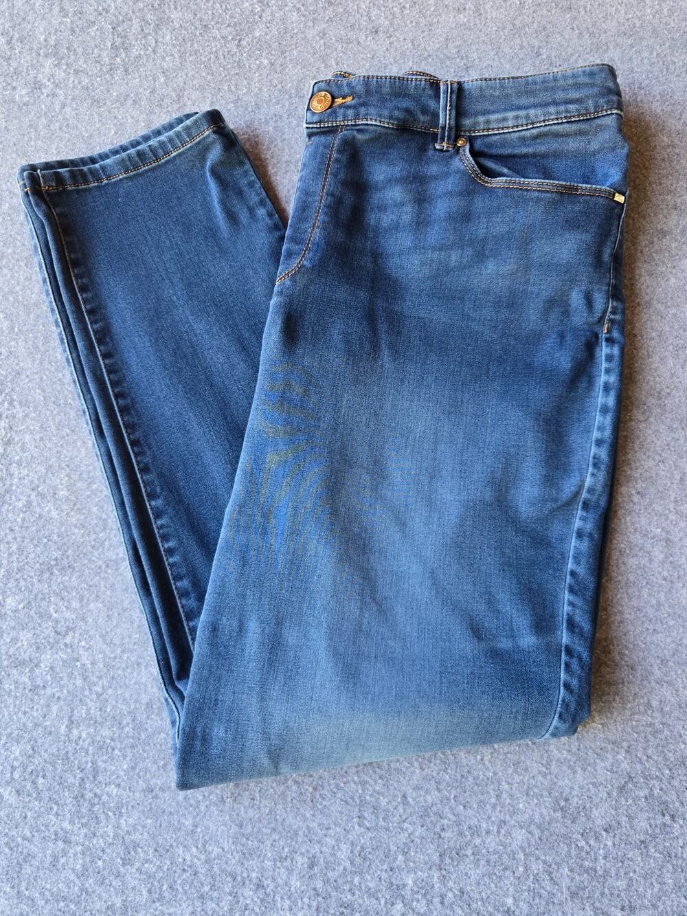 Chicos Women's Jeans Platinum Jeggings Med Wash Stretch Chico's Size 2.5 (36x29)